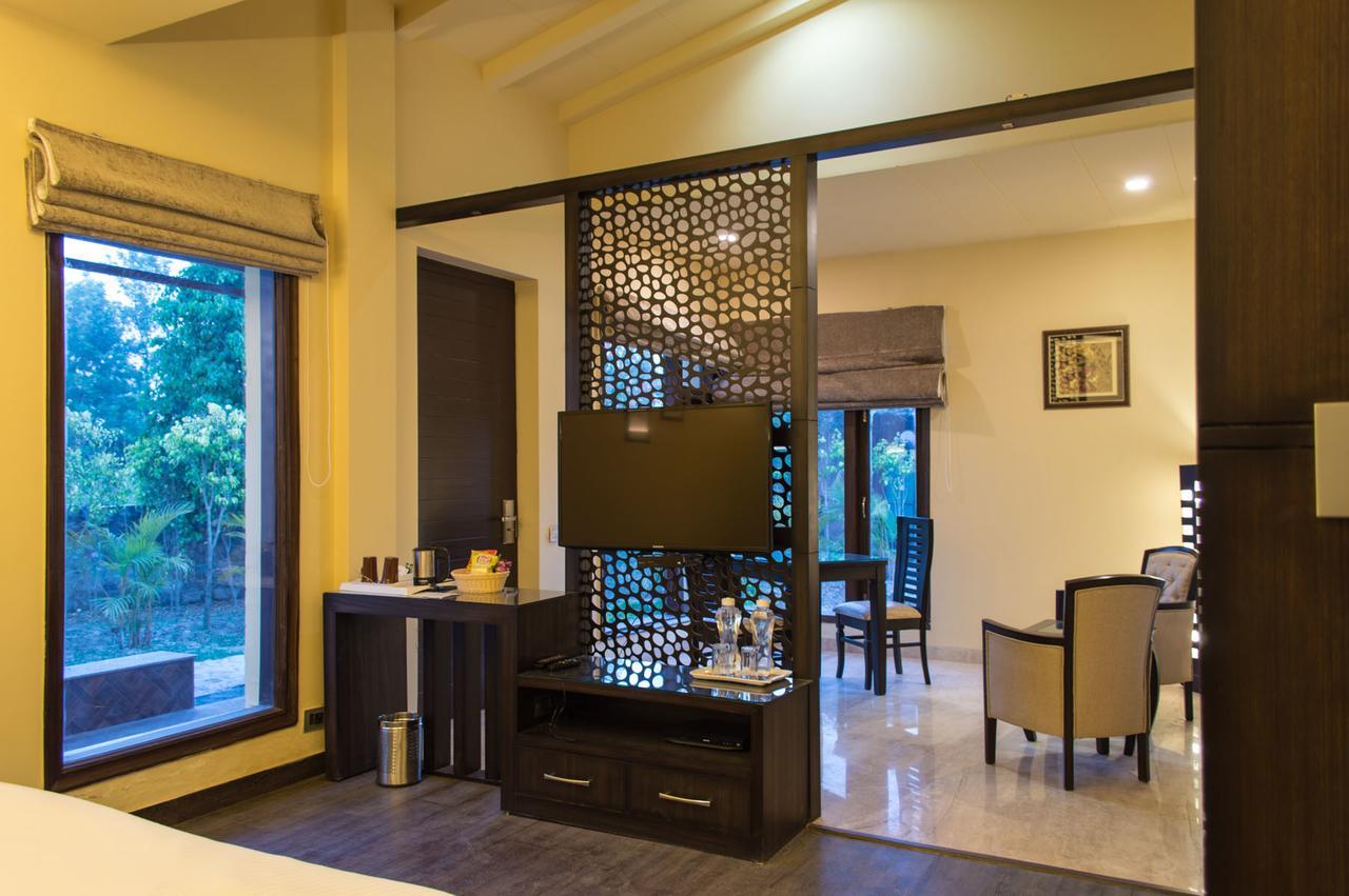 Corbett Wild Iris Spa And Resort Ramnagar  Zewnętrze zdjęcie