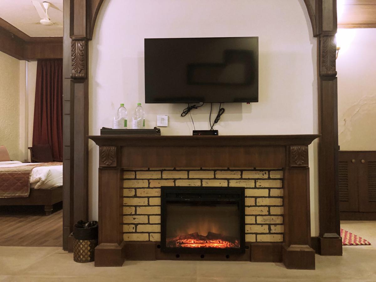 Corbett Wild Iris Spa And Resort Ramnagar  Zewnętrze zdjęcie